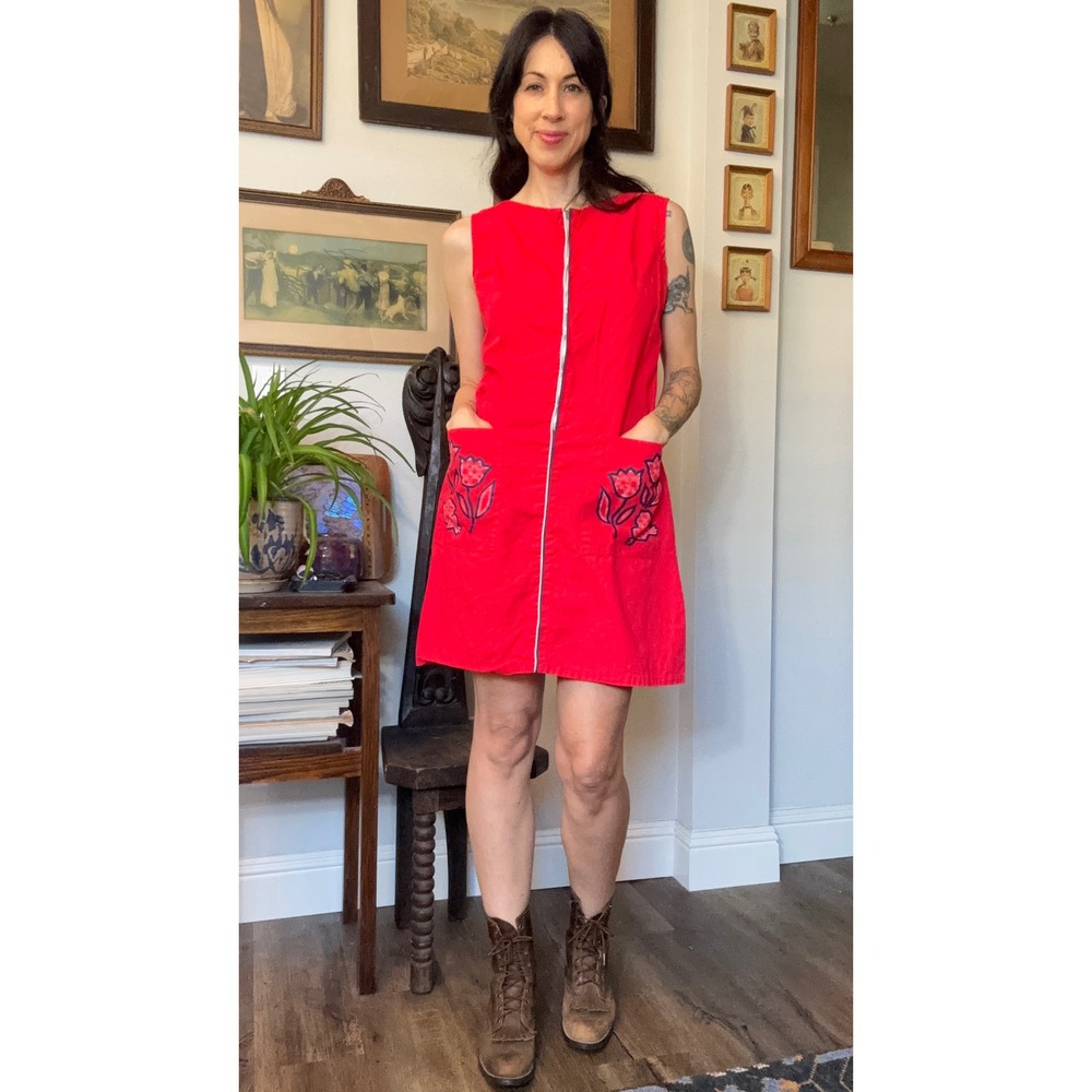 Vintage 60s Red Cotton Zip Front Shift Dress Floral Frog Applique Pockets Mod